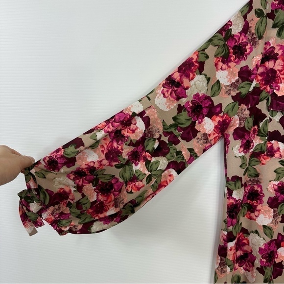 Banana Republic Blouse Top Sz S Floral NWT - Picture 4 of 14